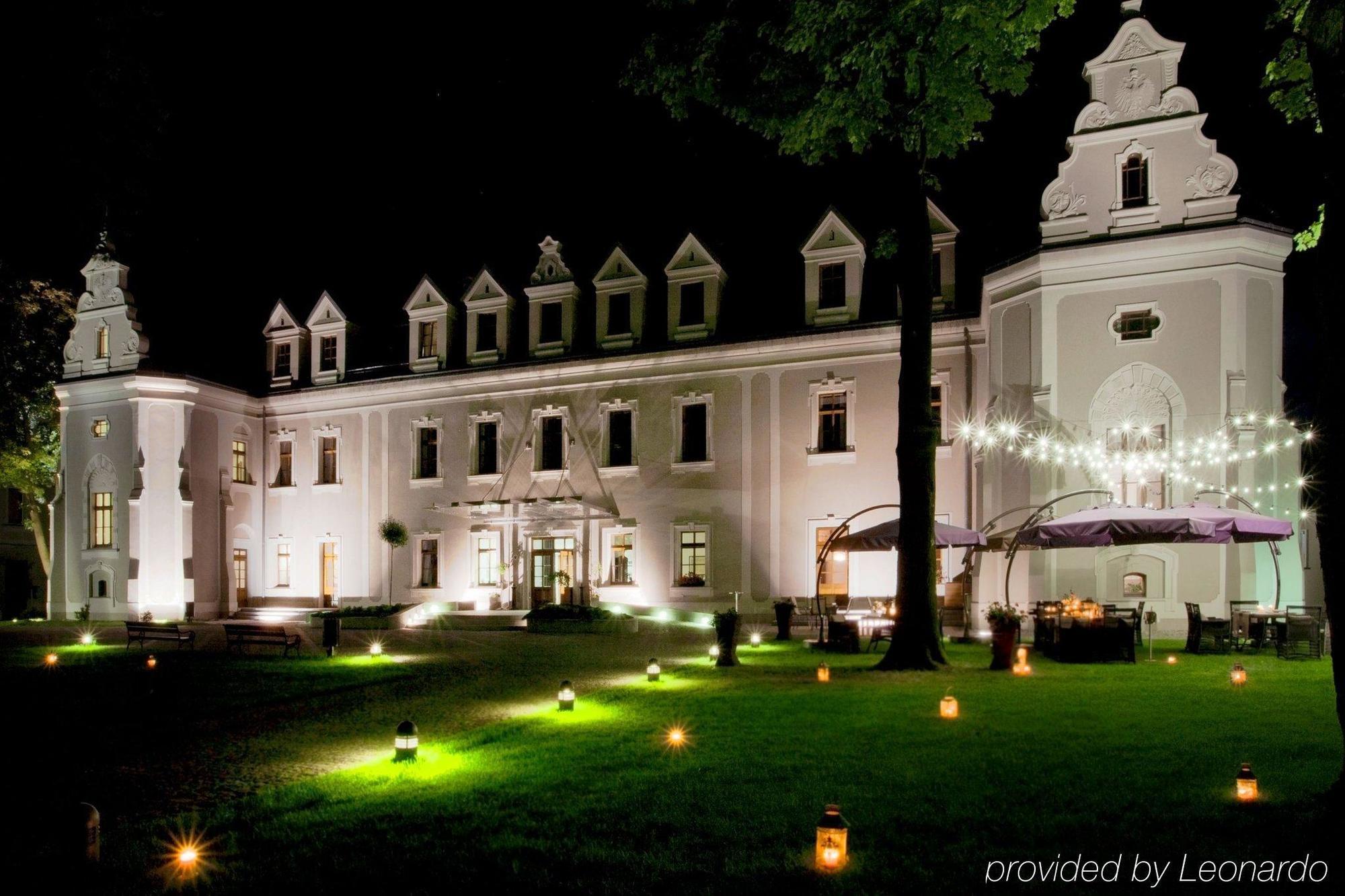 Hotel Zamek Lubliniec Extérieur photo