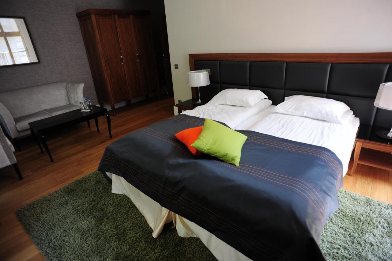 Hotel Zamek Lubliniec Extérieur photo