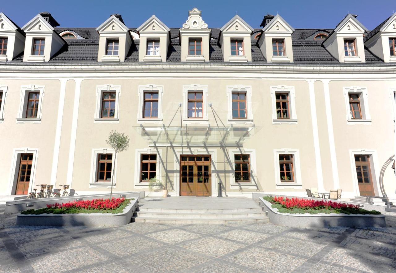 Hotel Zamek Lubliniec Extérieur photo