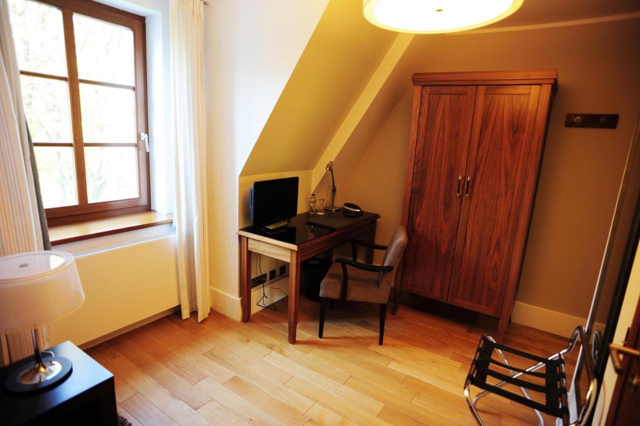 Hotel Zamek Lubliniec Extérieur photo