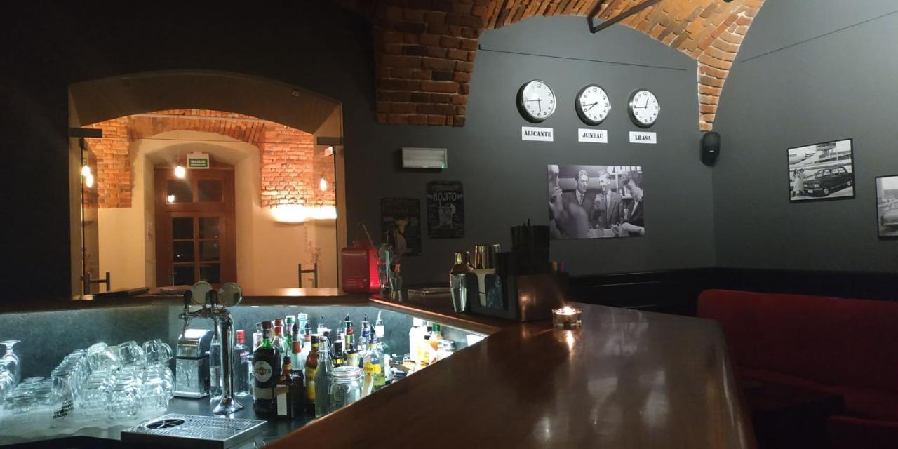 Hotel Zamek Lubliniec Extérieur photo
